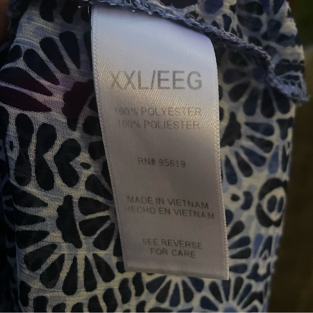2 Same Style Different Colored Patterns Blouses Sz. XXL - Picture 12 of 16